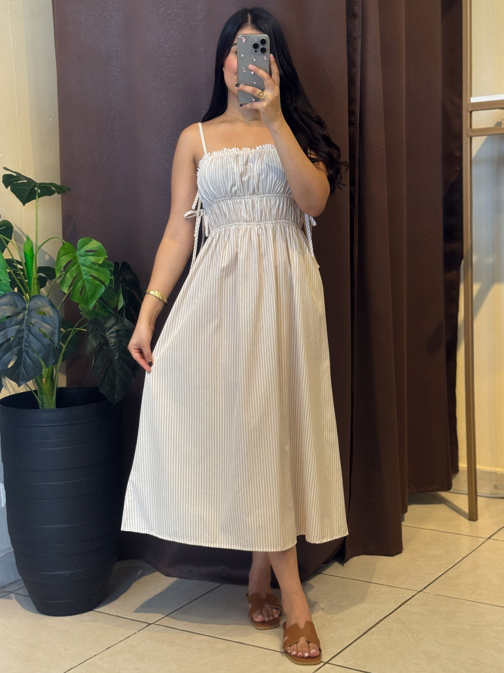 Vestido midi de líneas