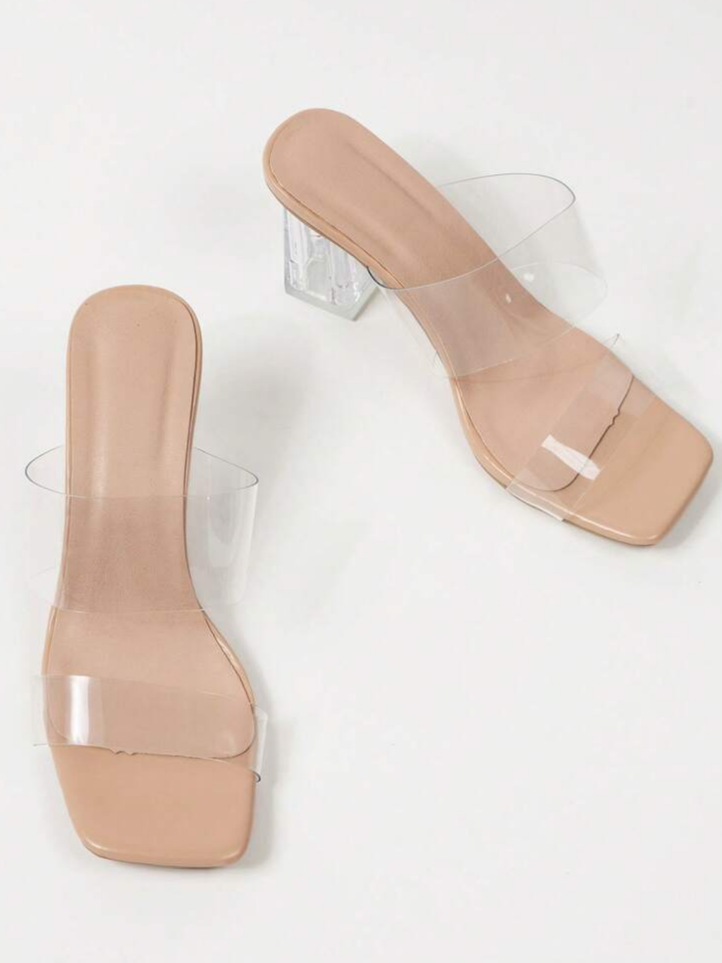 Tacones transparentes