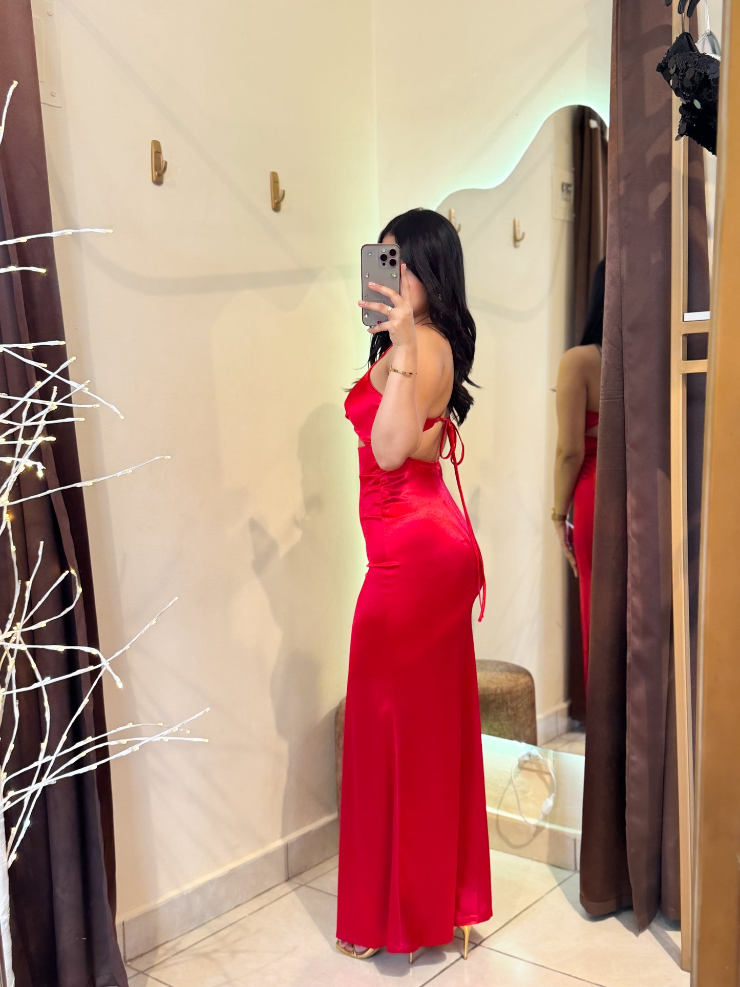 Vestido rojo satinado