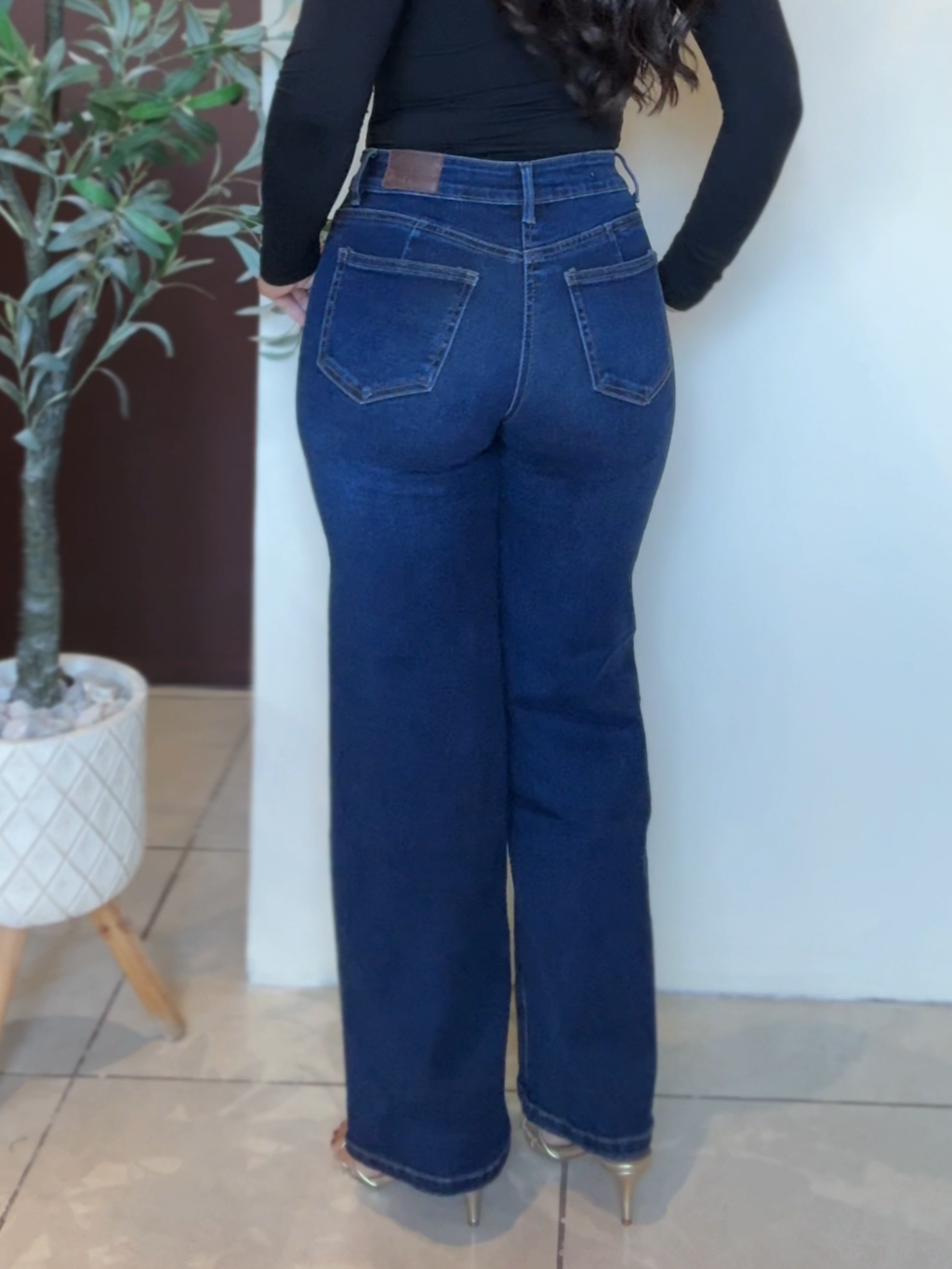 Wide Leg Jean