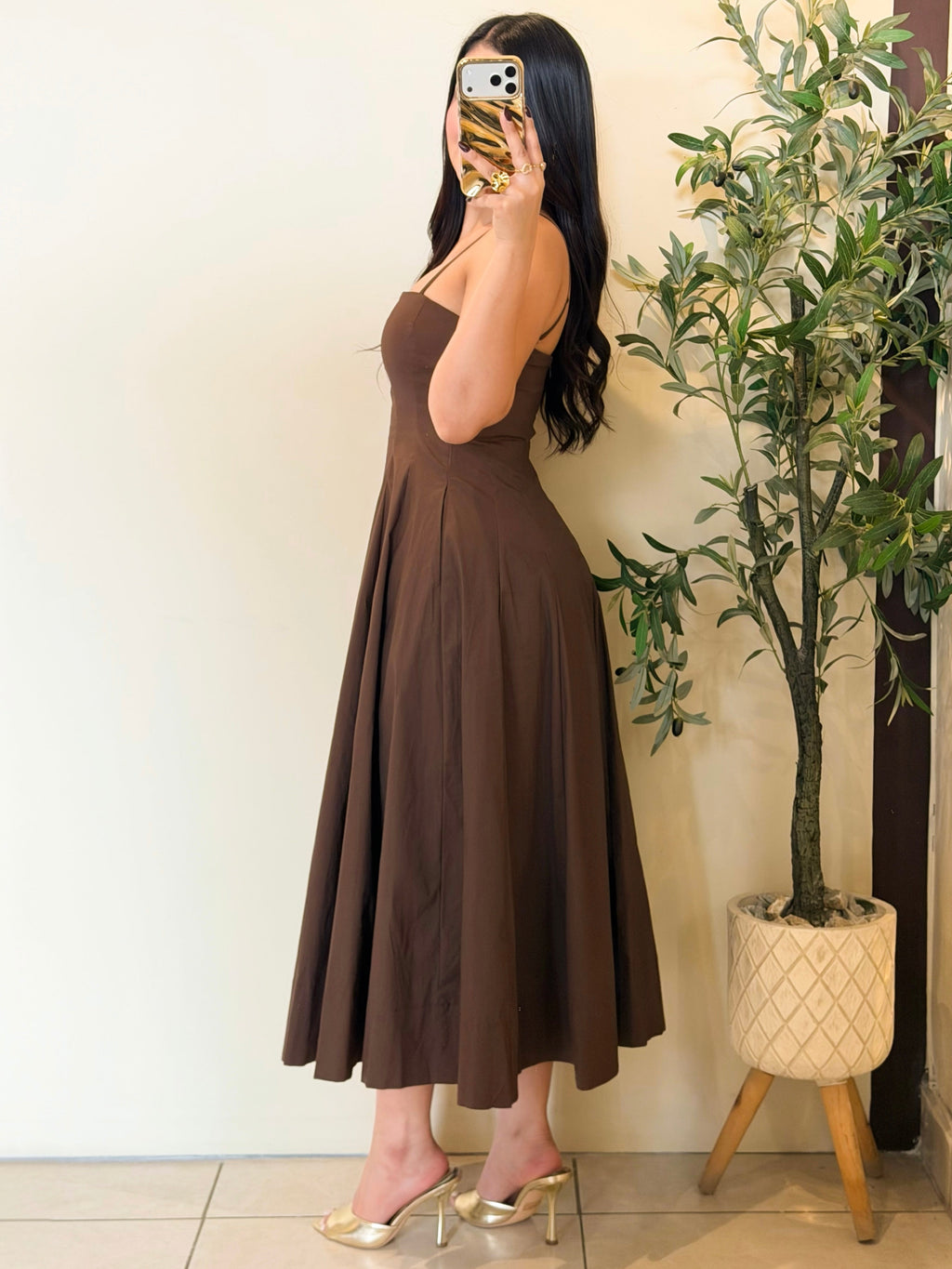 Midi Dress con bolsas a-line