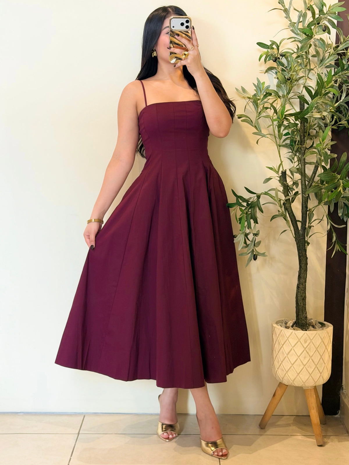 Midi Dress con bolsas a-line