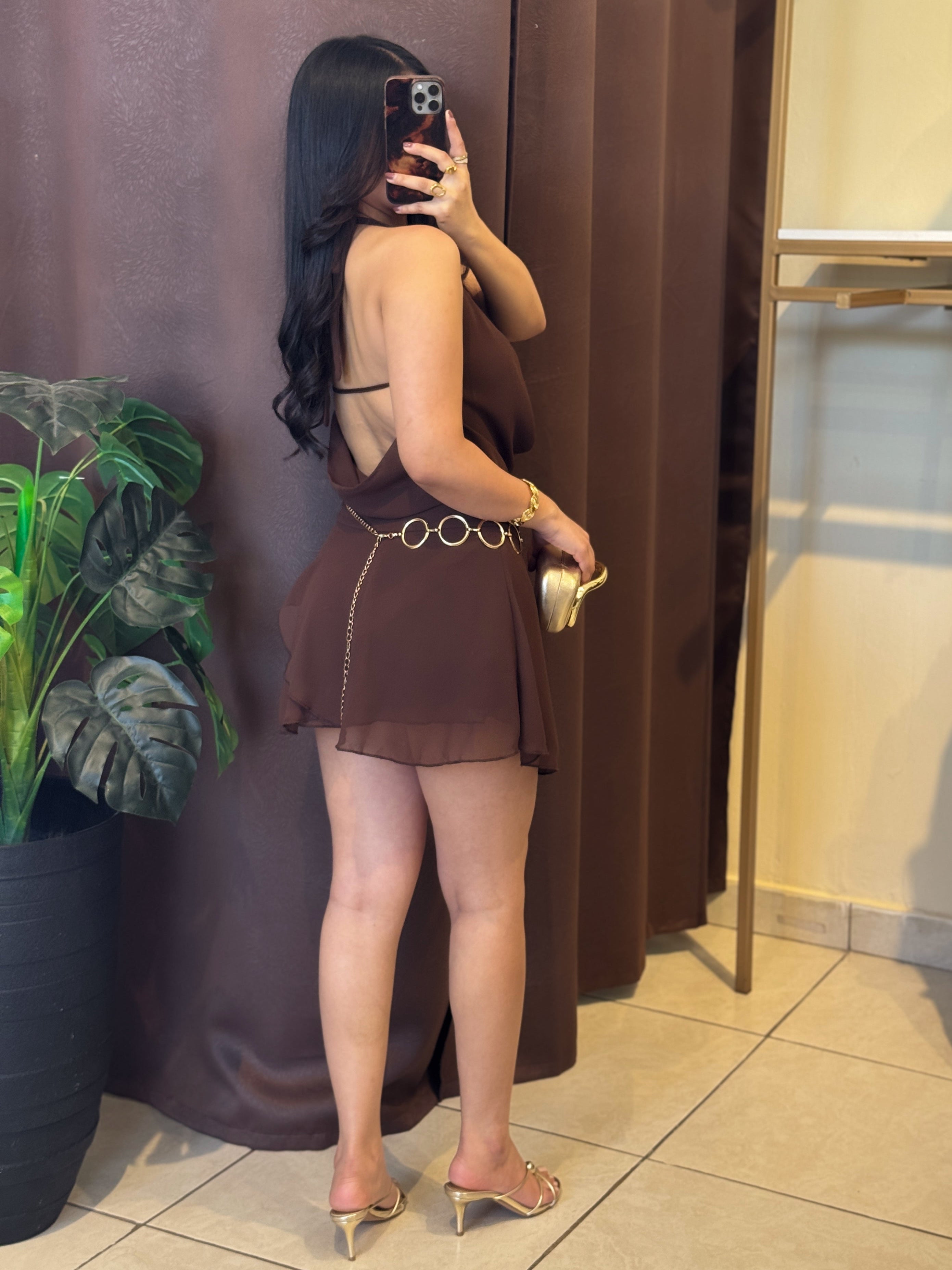 Vestido escote halter marrón