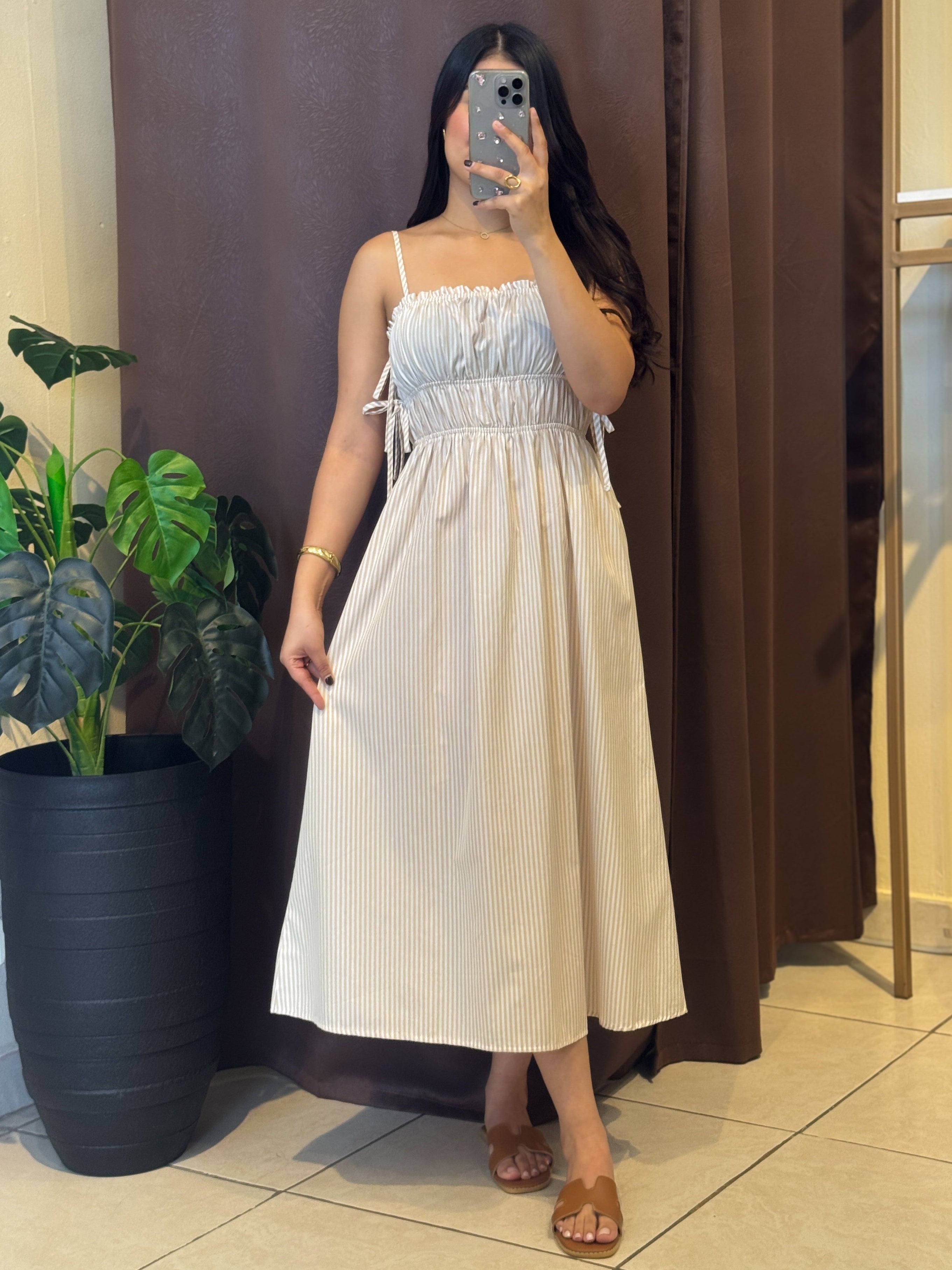 Vestido midi de líneas