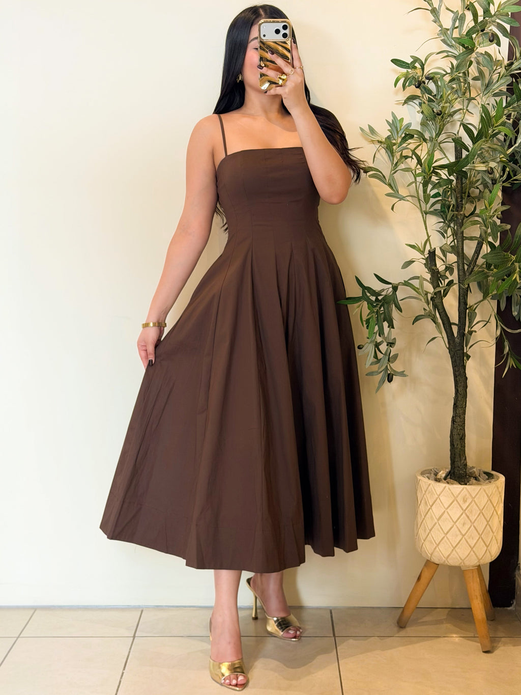Midi Dress con bolsas a-line