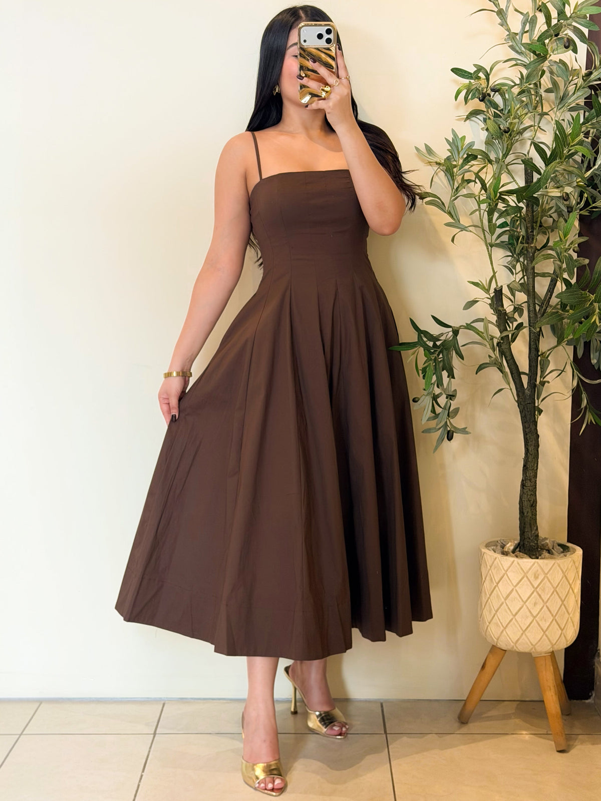 Midi Dress con bolsas a-line