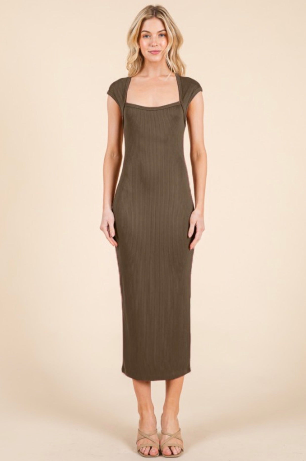 Midi Dress básico