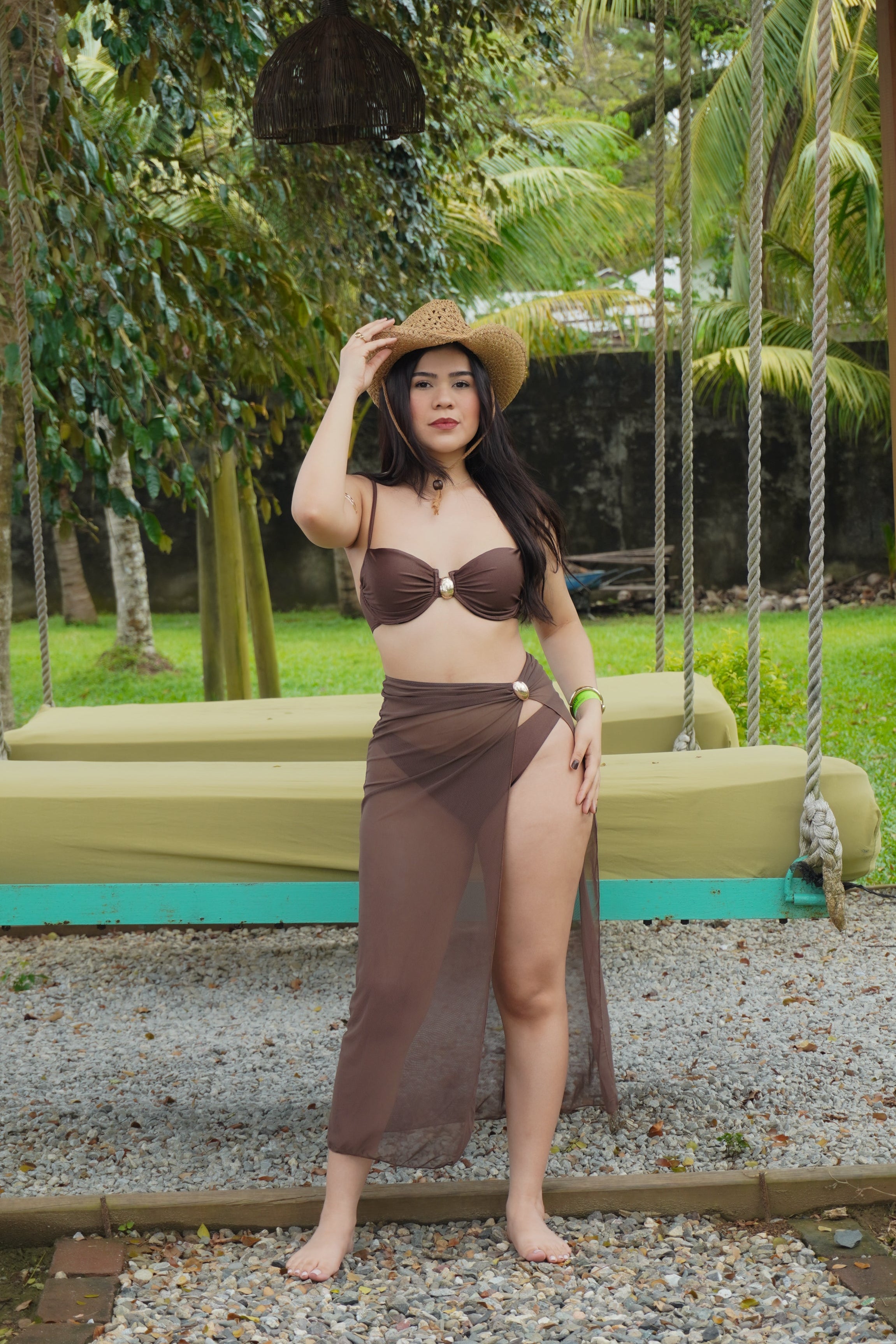 Traje de baño café