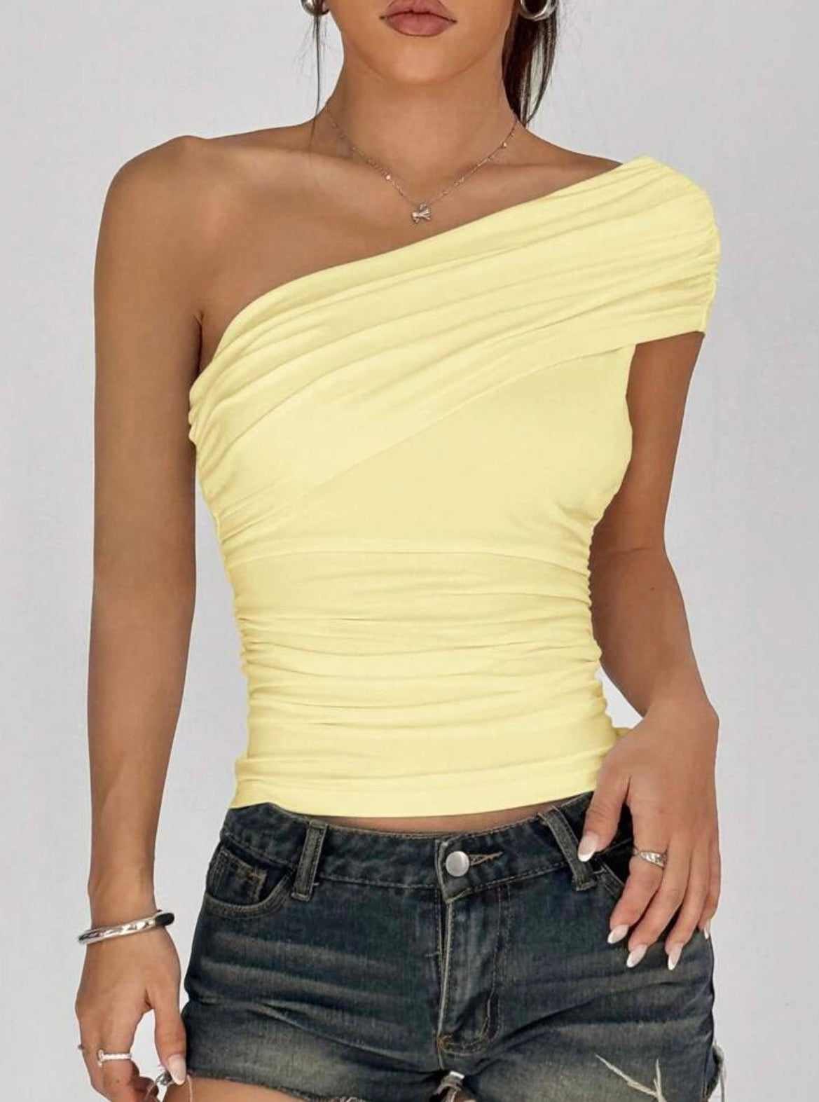 Top amarillo