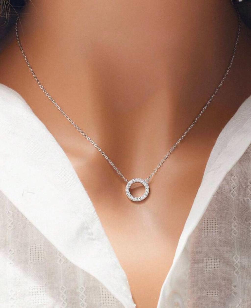 Cadena de plata círculo