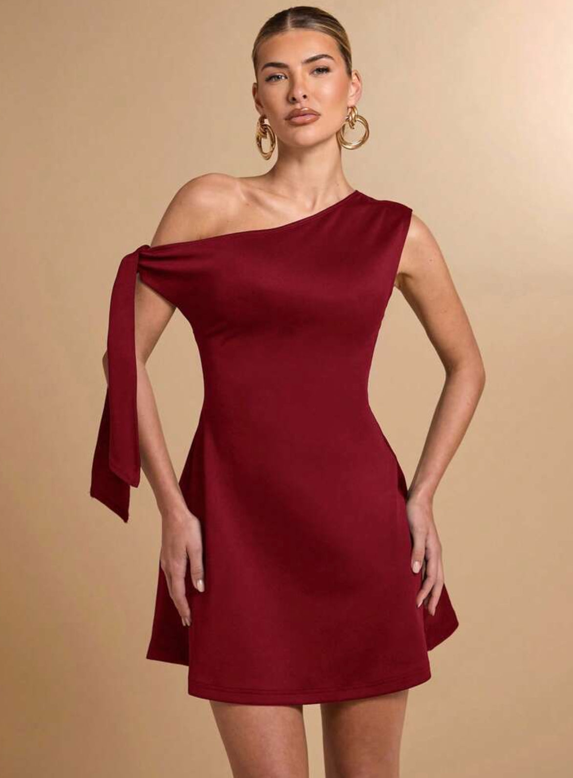 Vestido manga caída Borgoña