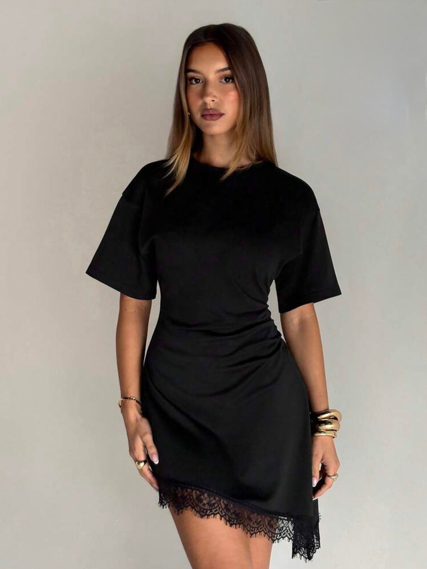 Vestido camisero con encaje