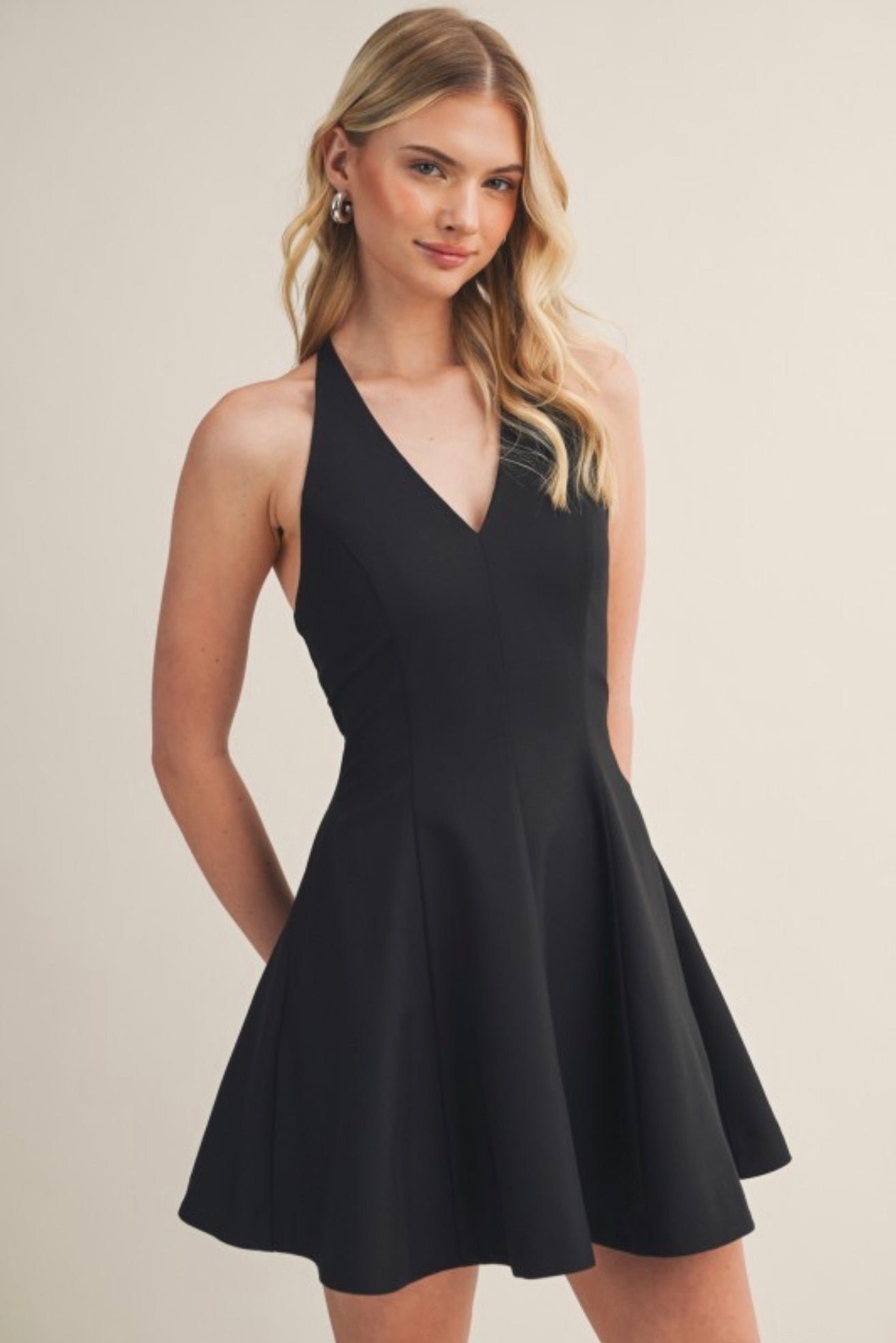 Halter mini Dress negro